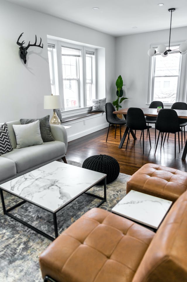 Pros and Cons of Painting Trim Same Color as Walls for Modern Homes v3